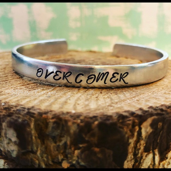 🆕 Overcomer Christian Aluminum Cuff Bracelet - Picture 3 of 3